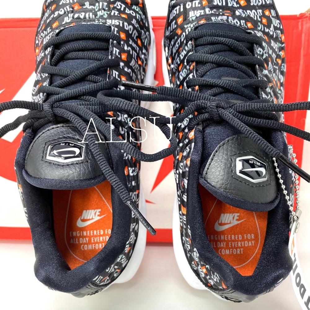 Nike Air Max Plus Black Women’s Sneakers AUTHENTIC - Picture 7 of 12